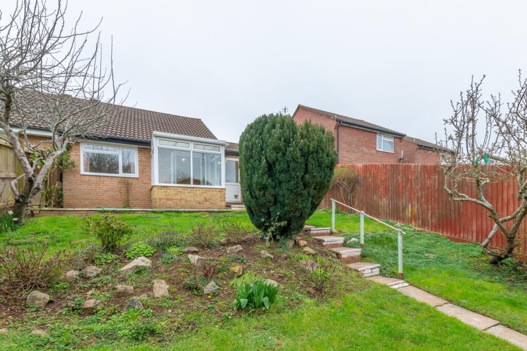 13 Cheshire Close (10)