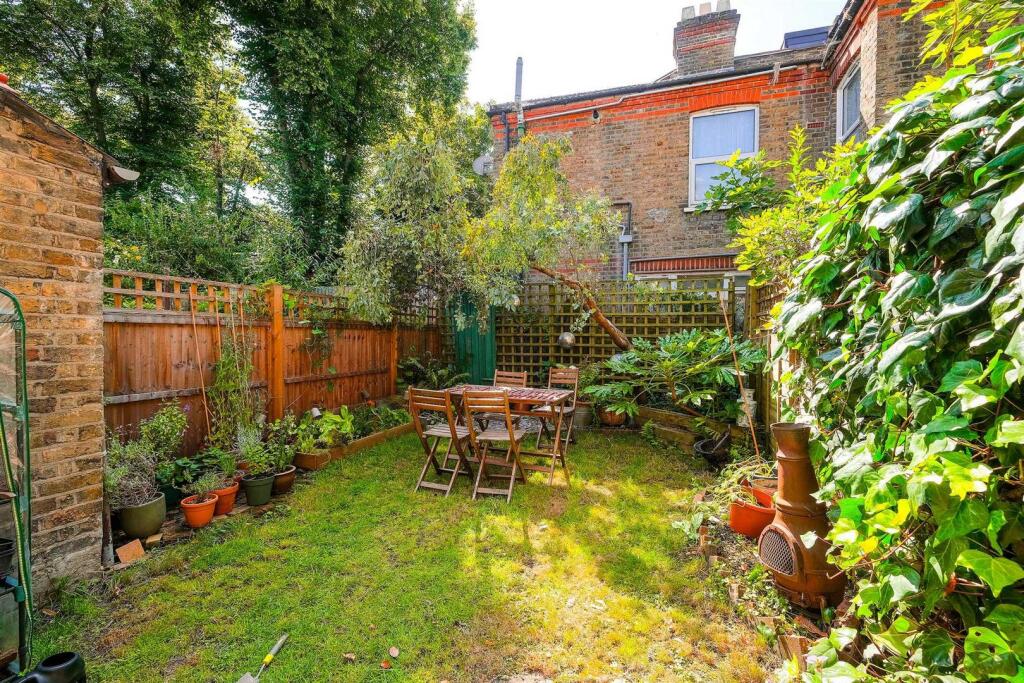 6 Cornwallis road-21.JPG