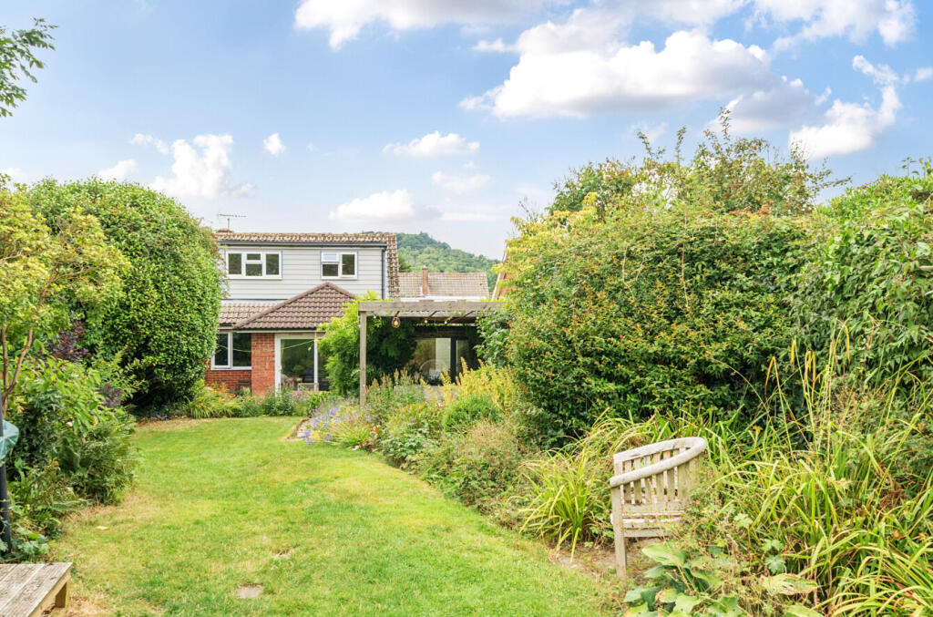 1334475-3-68907fb...