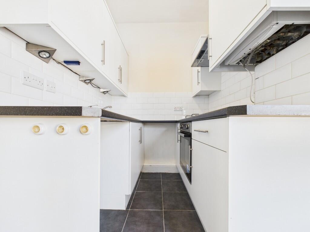 Shaftesbury Road, BN1
