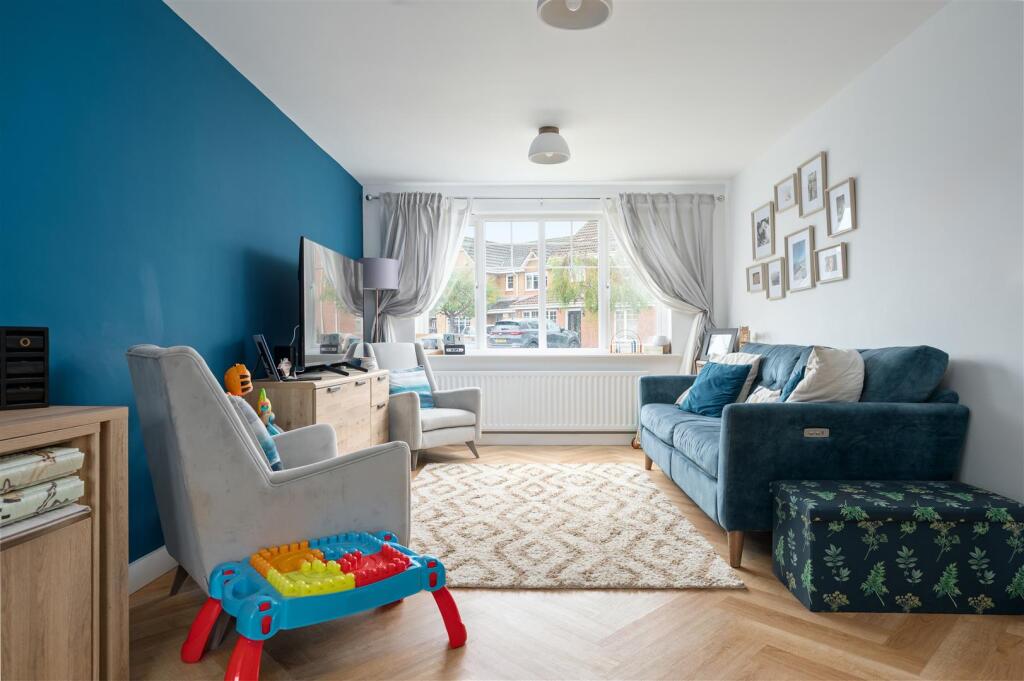 17KingsDrive006.JPG