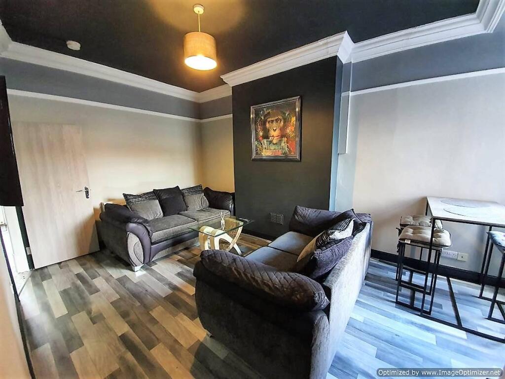 Edleston Road Ensuite room