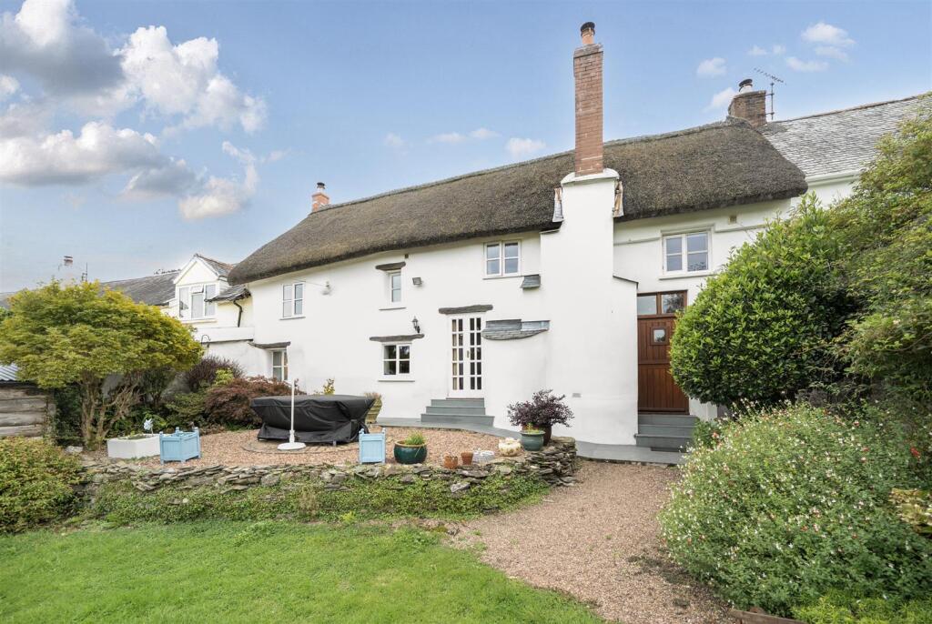 1349368-1-68c032f13236d Elevated (10).jpg