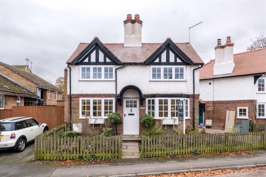 West Cottage-034.jpg