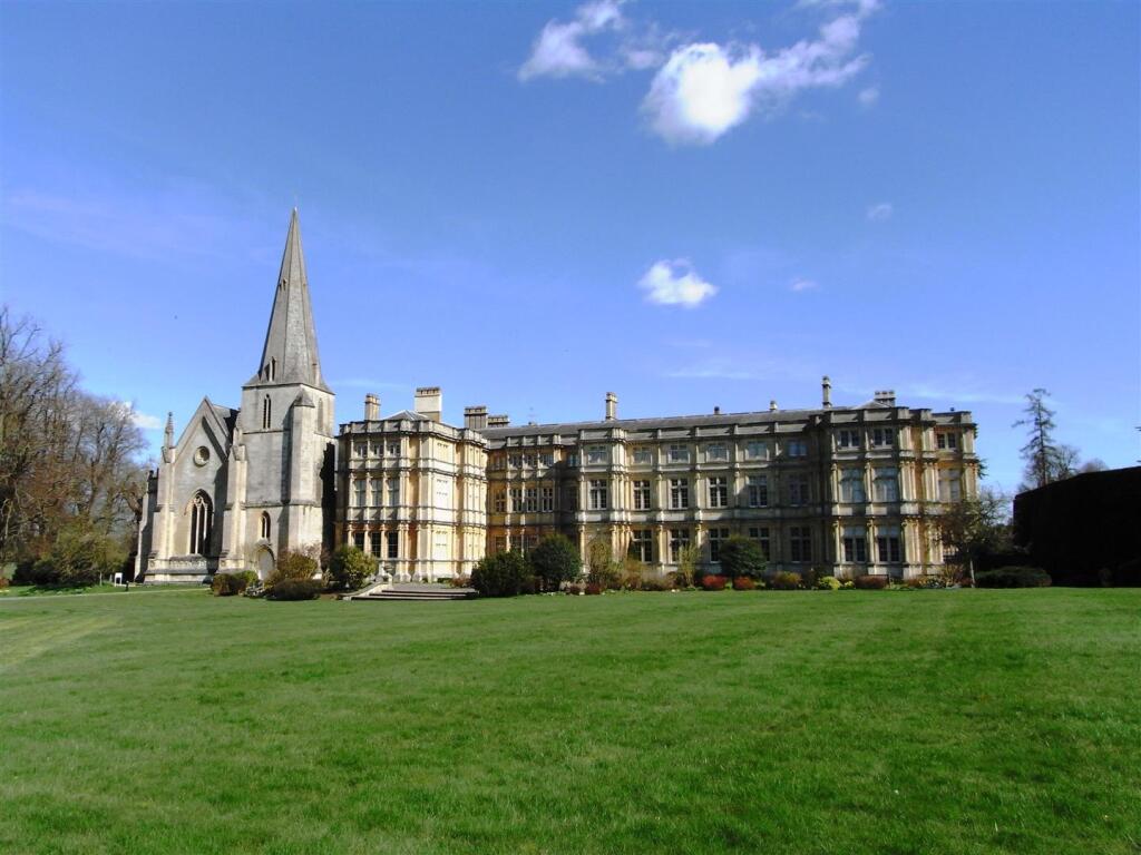 20 Sherborne House - Main 2jpg