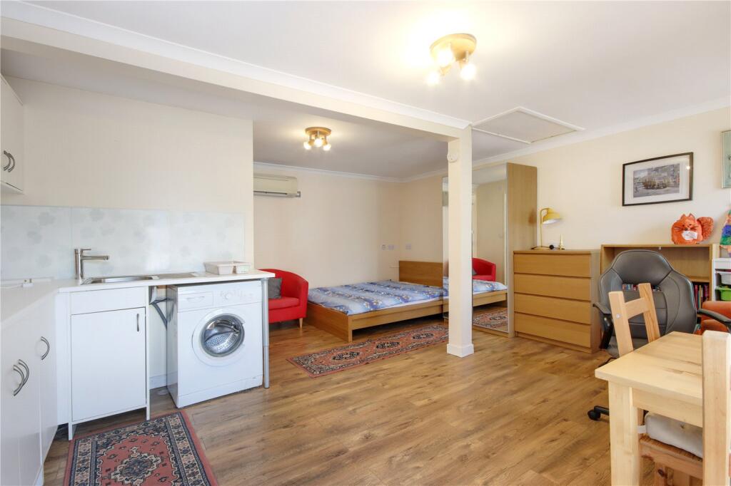 Studio/Annexe
