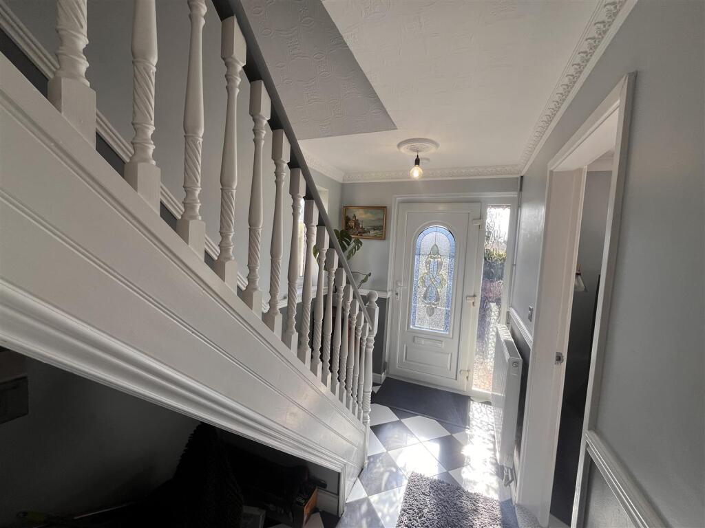 RECEPTION HALLWAY