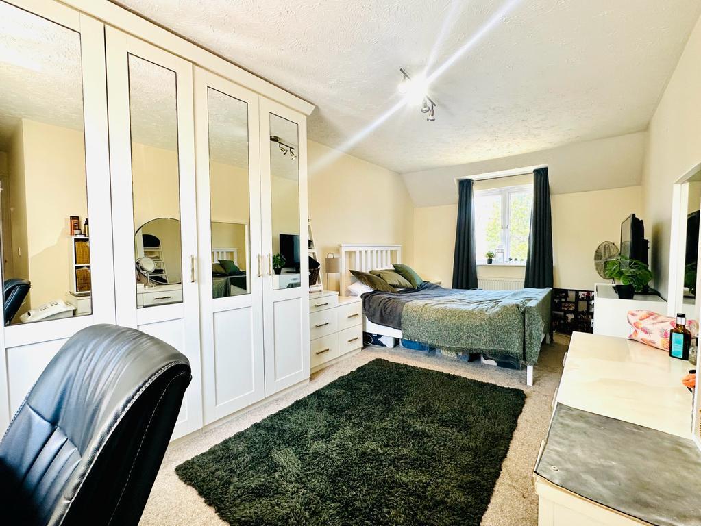Bedroom One.jpg