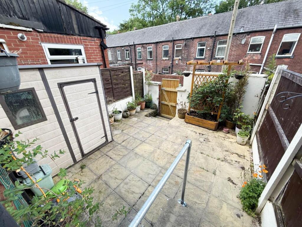 Outside - Rear Patio Garden