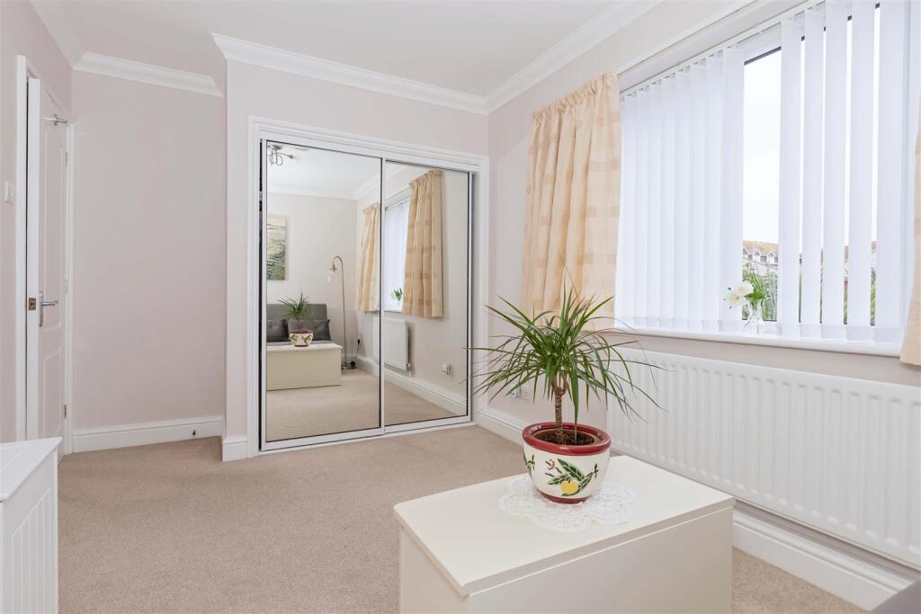 Strand Court_1.jpg
