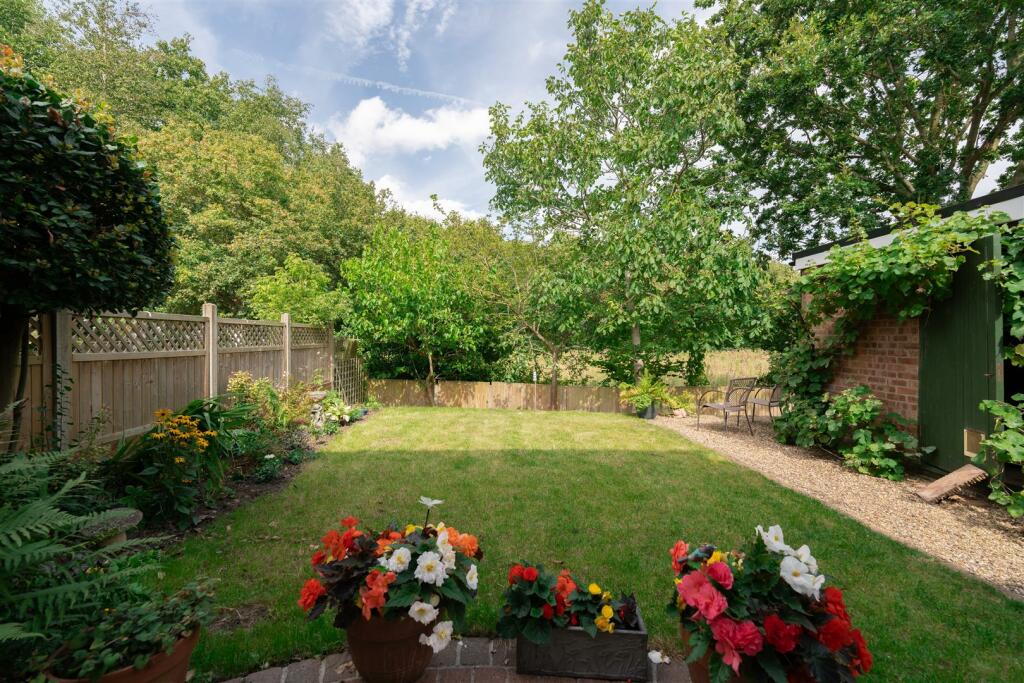 Garden .jpg