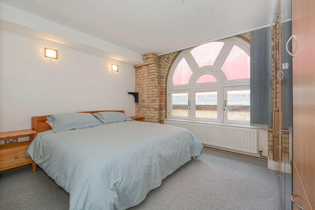 37 Pump House Clo...