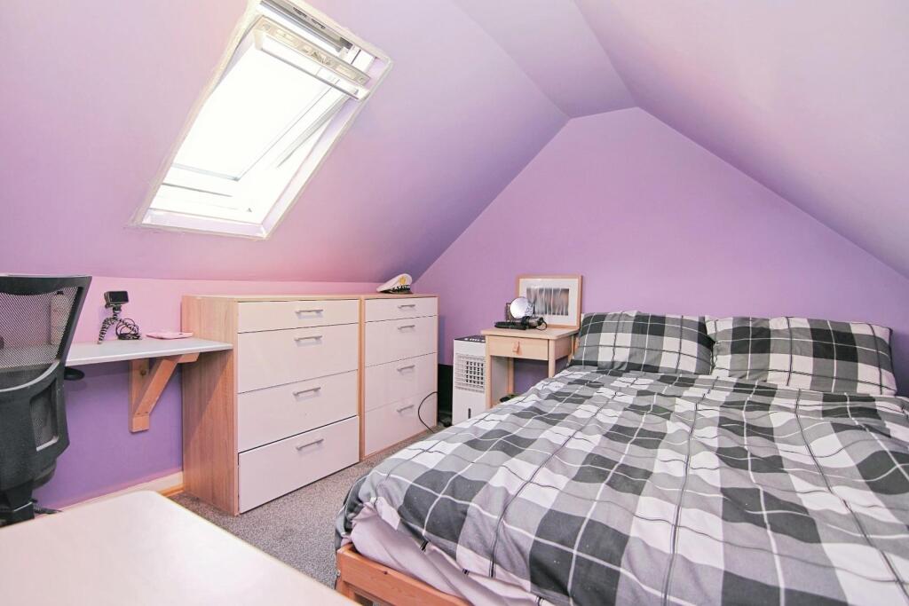 LOFT ROOM