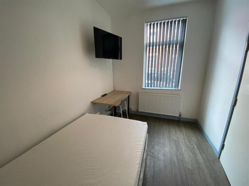 Bedroom 1 - Ground Floor