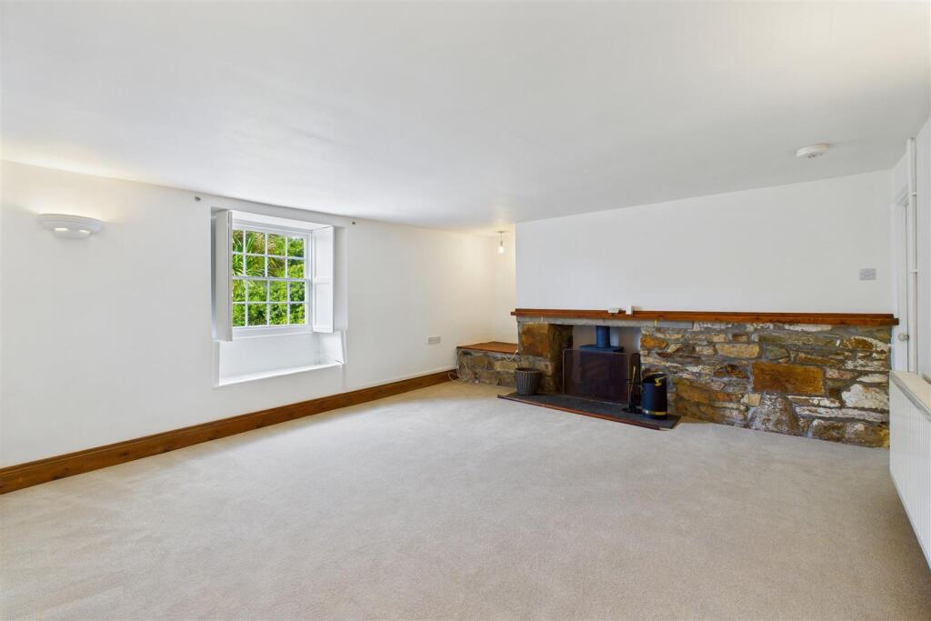 Manuels Farmhouse Lounge
