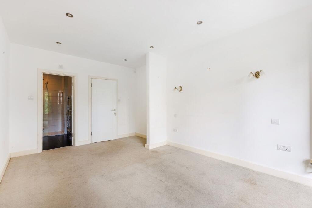 98232_2 Royal Geo...