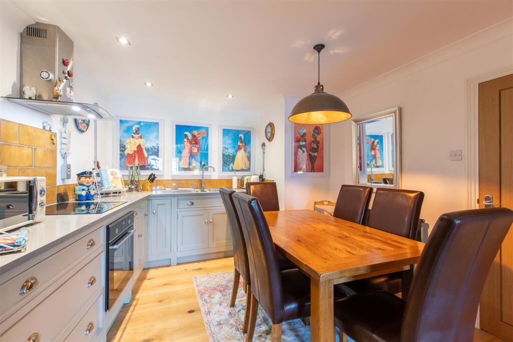 Bondgate 3 Kitchen Dining Room.jpg