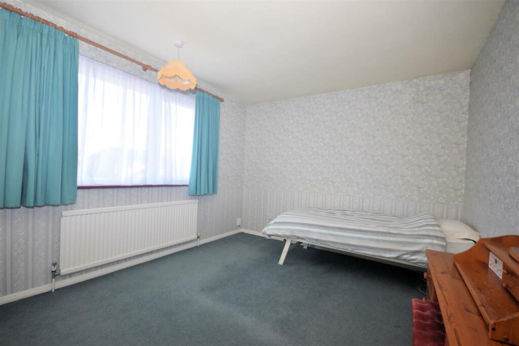 Bedroom 2.jpg