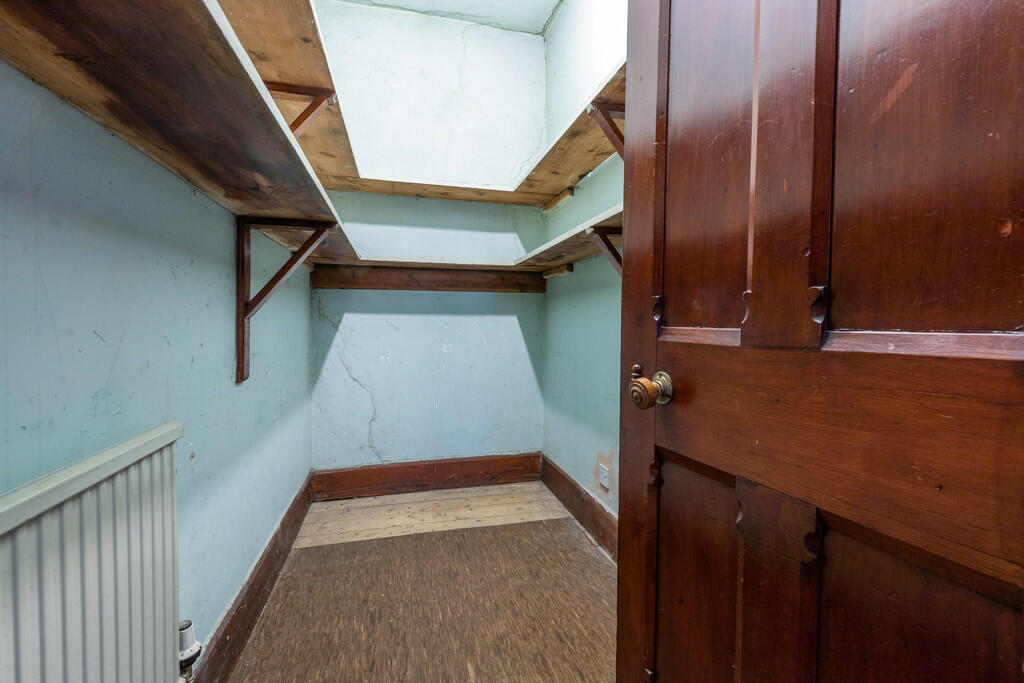 Walk in storage