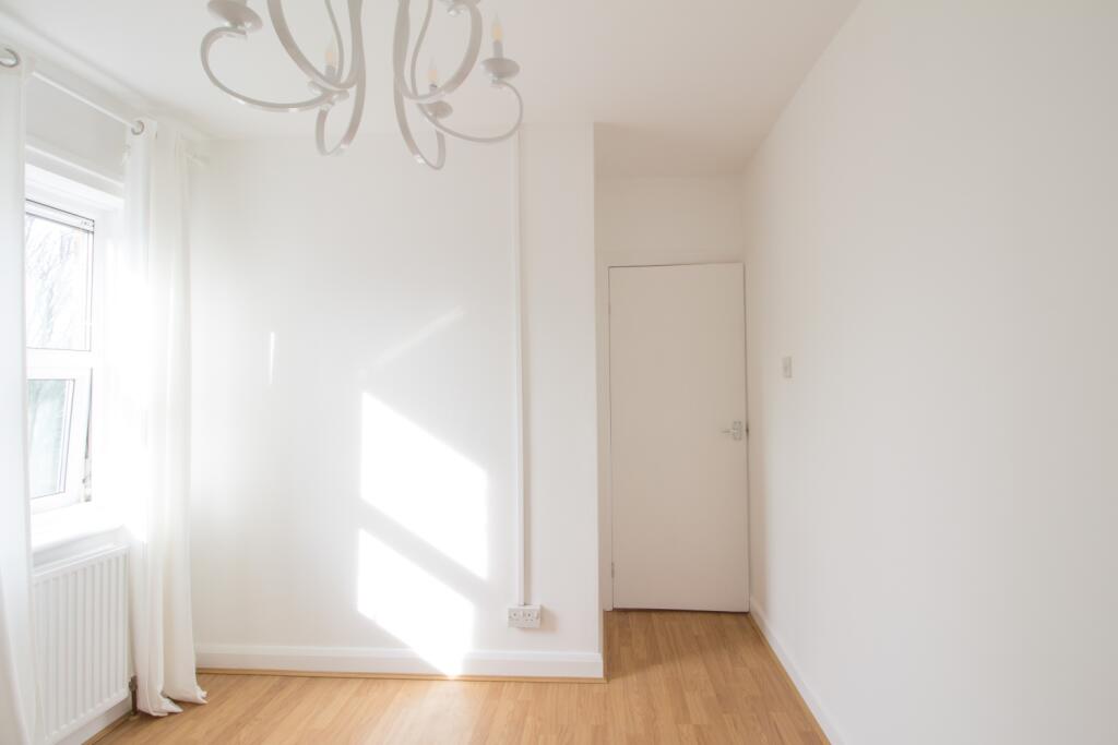Brackenhall Road Adam Hendry EweMove Bedroom 2
