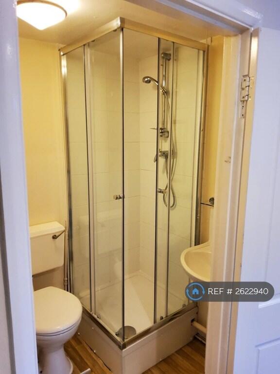 Studio Annex Bathroom