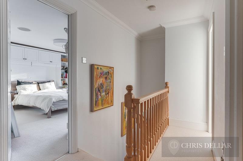 36 Warner Close WM-21.jpg