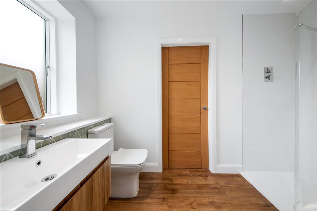 EN-SUITE SHOWER ROOM TO BEDROOM TWO / THREE