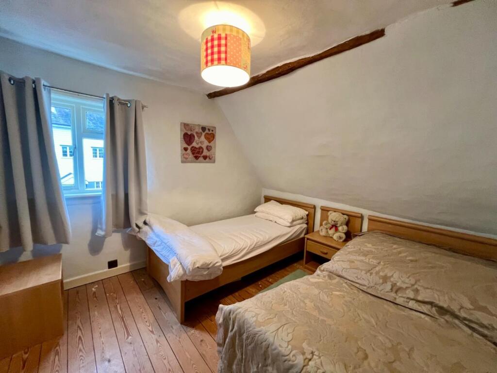 Bedroom 4/En Suite Dressing Room