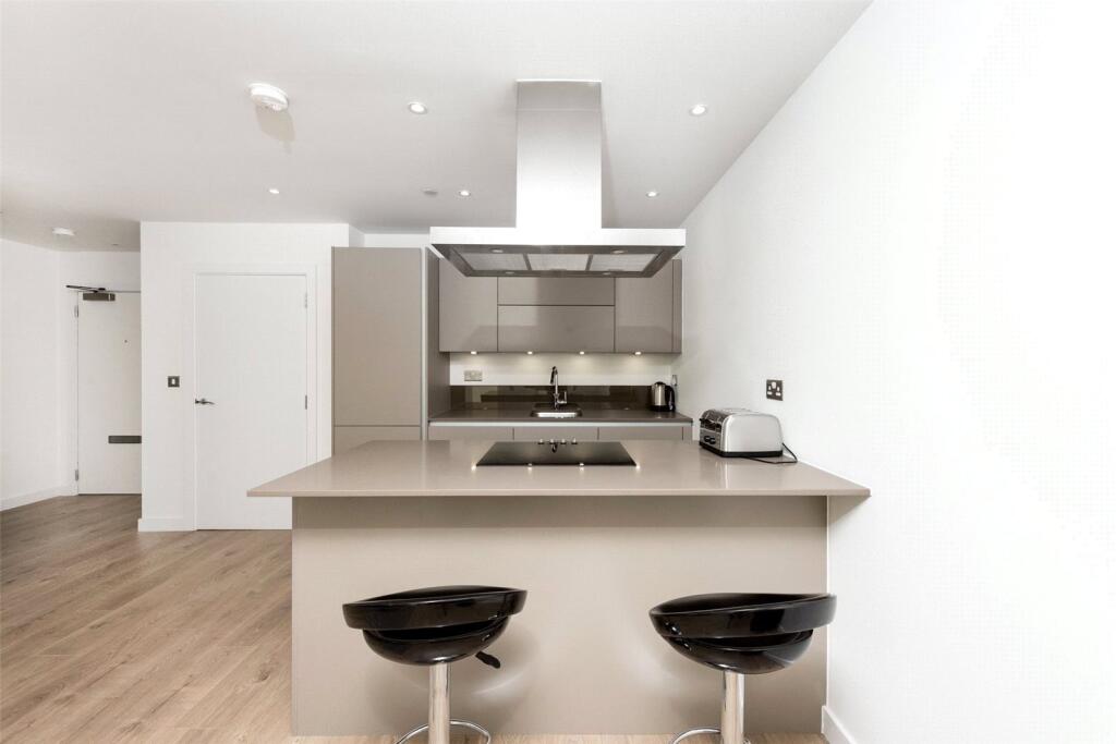Kitchen/Reception