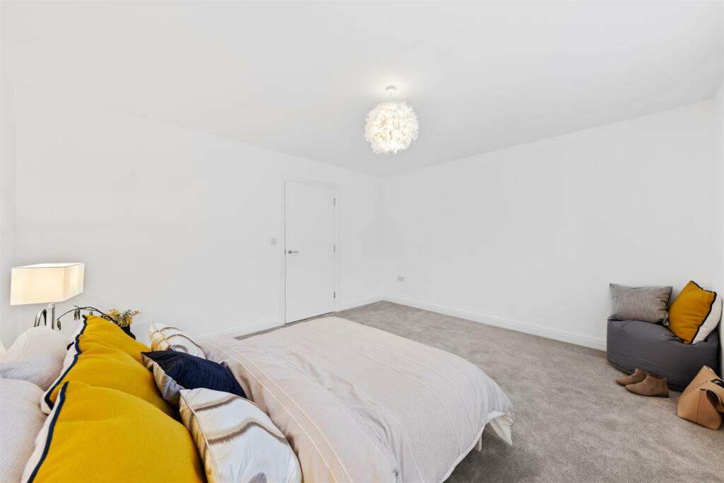 Plot20WoolfGroveWeb17.jpg