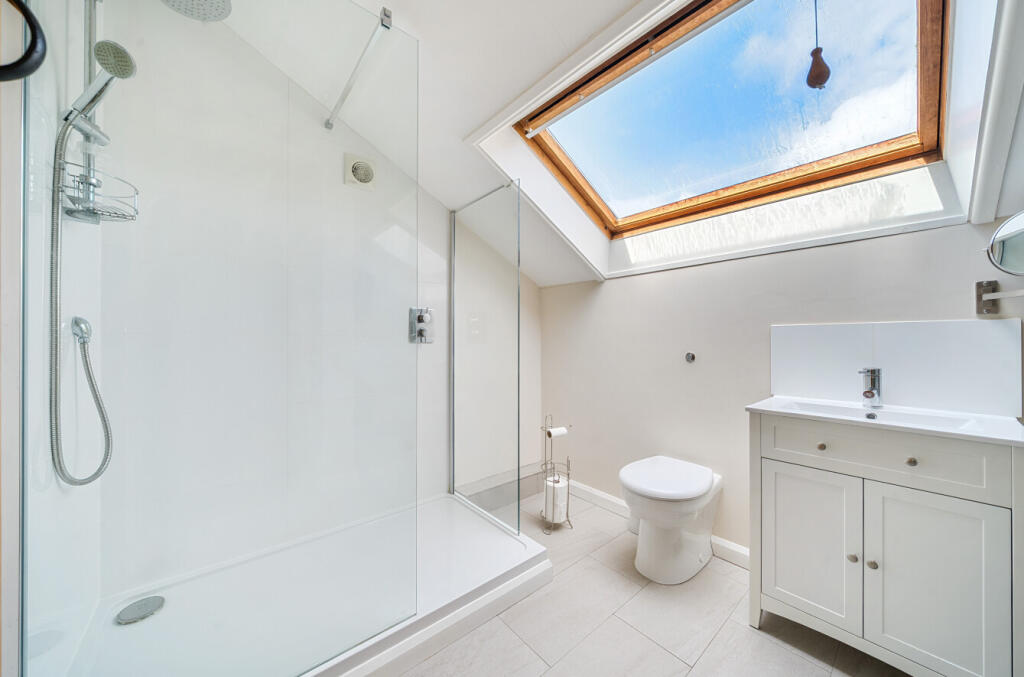 1333799-10-68a2e7...