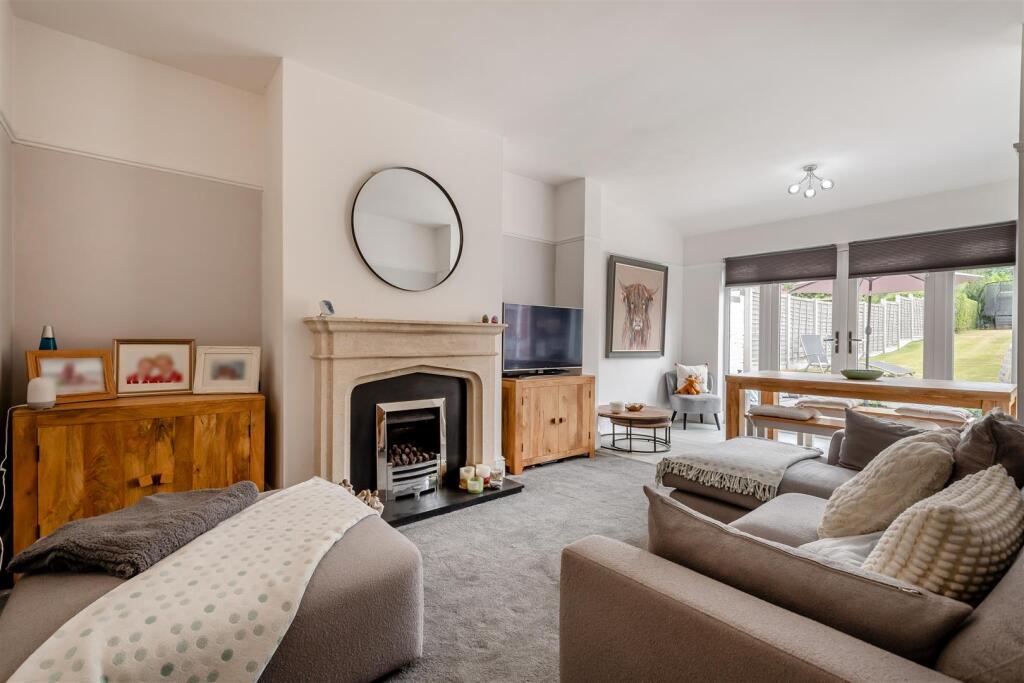 8661177-interior17.jpg