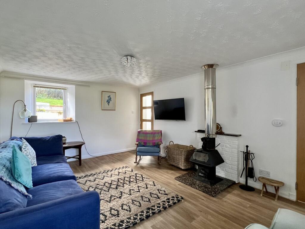Greenlea, 5 Ballgreen, Wigtown - Williamson and He
