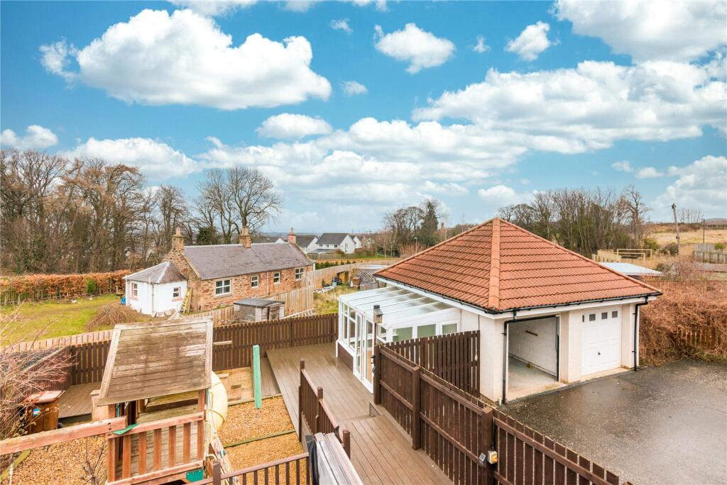 Hawk Crescent 41