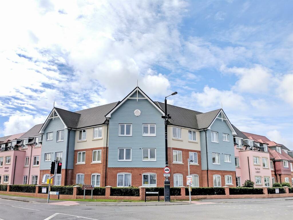 Priory Lodge.jpeg