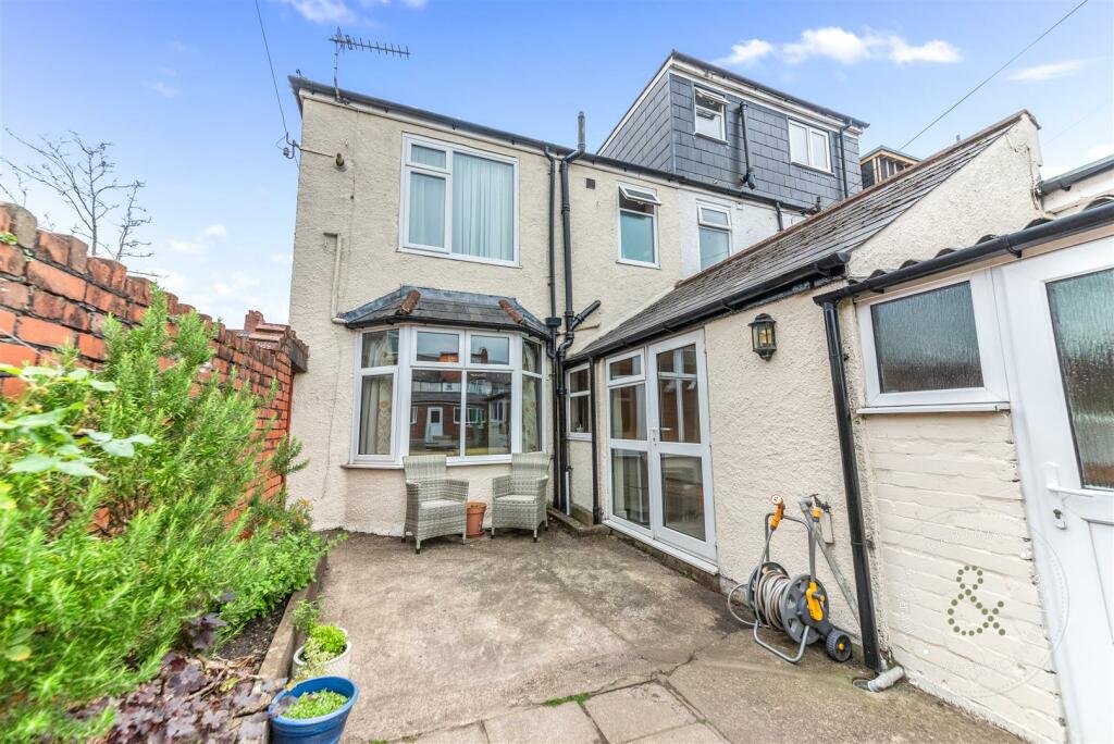 pentyrch-street-19.jpg