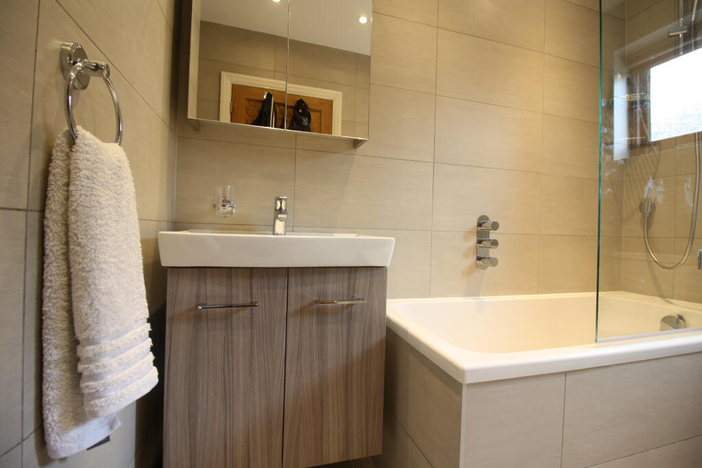 Family Bathrooom