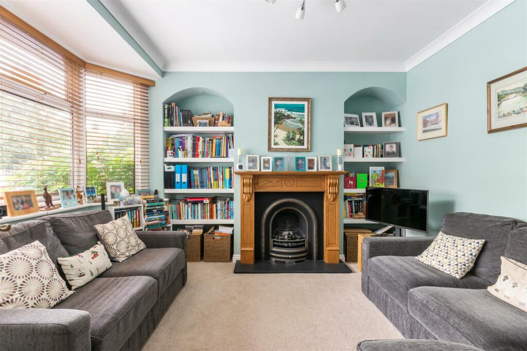 Separate Front Reception Room