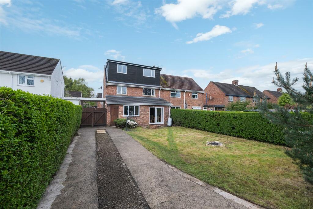 51 Russet Road-036.jpg