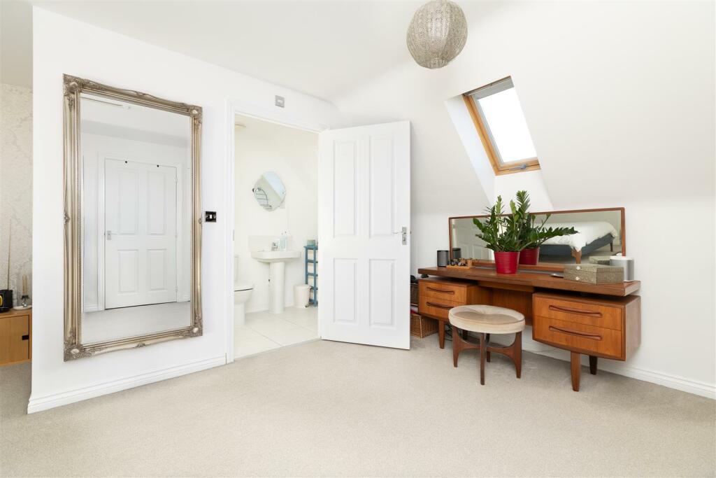 Principal Bedroom