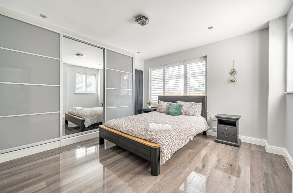 1343170-26-68a897...