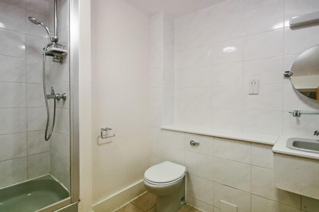 52 Chasewood Park, Harrow on the Hill Harrow HA1 3YR