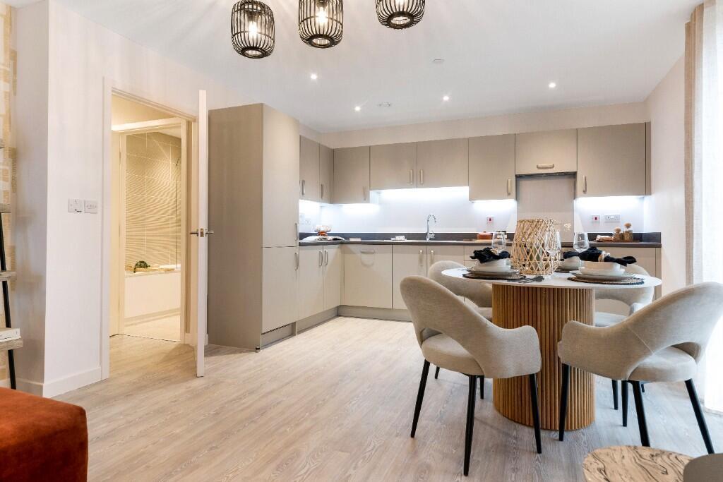 Kingsmead Road, Canterbury, 
CT1 1JX