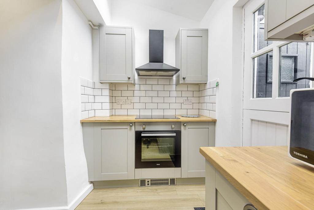 Fitted Kitchen