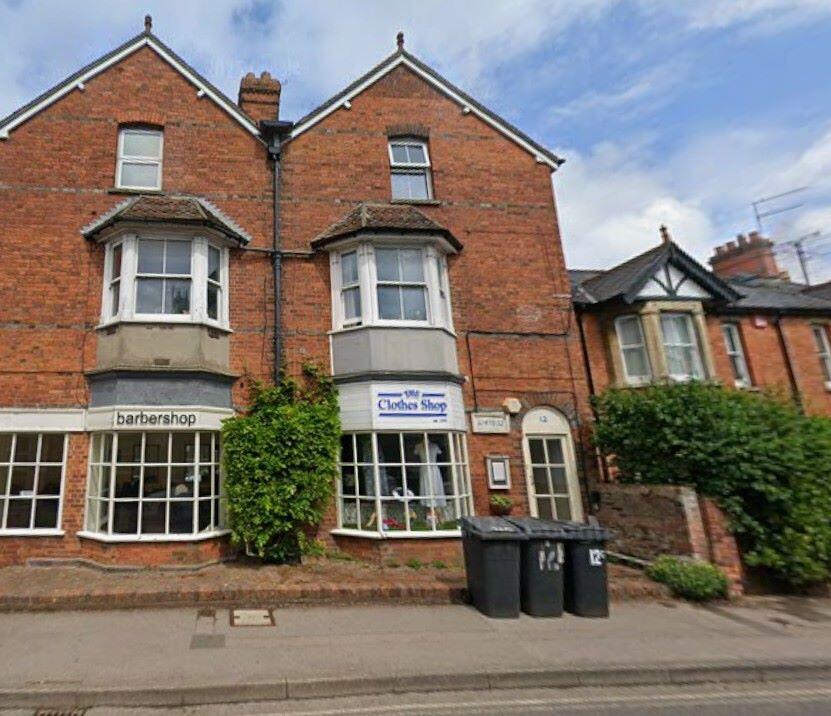 Flat B, 12 Pound Street, Newbury, Berkshire, RG14 6AA