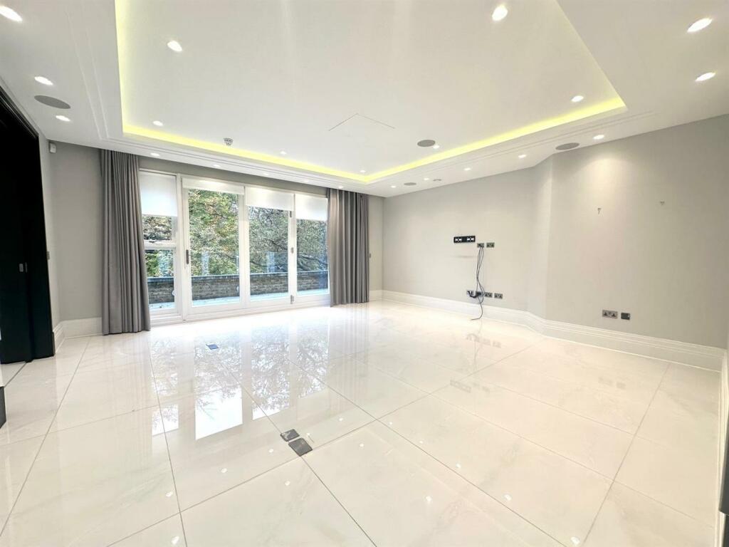 PHOTO-2024-11-18-16-57-20 10.jpg