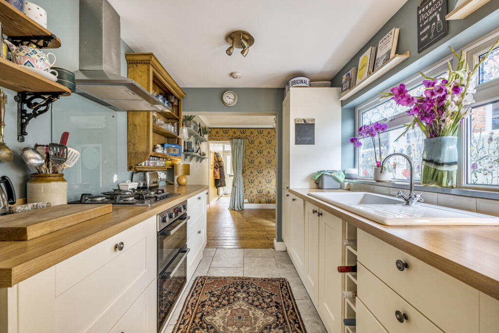 1361705-16-68df9a...