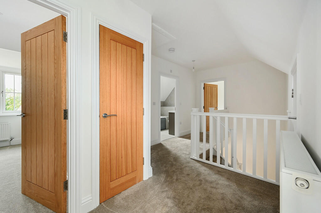1 appledore TN262...