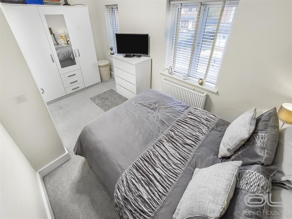 Headstock Drive (23).jpg