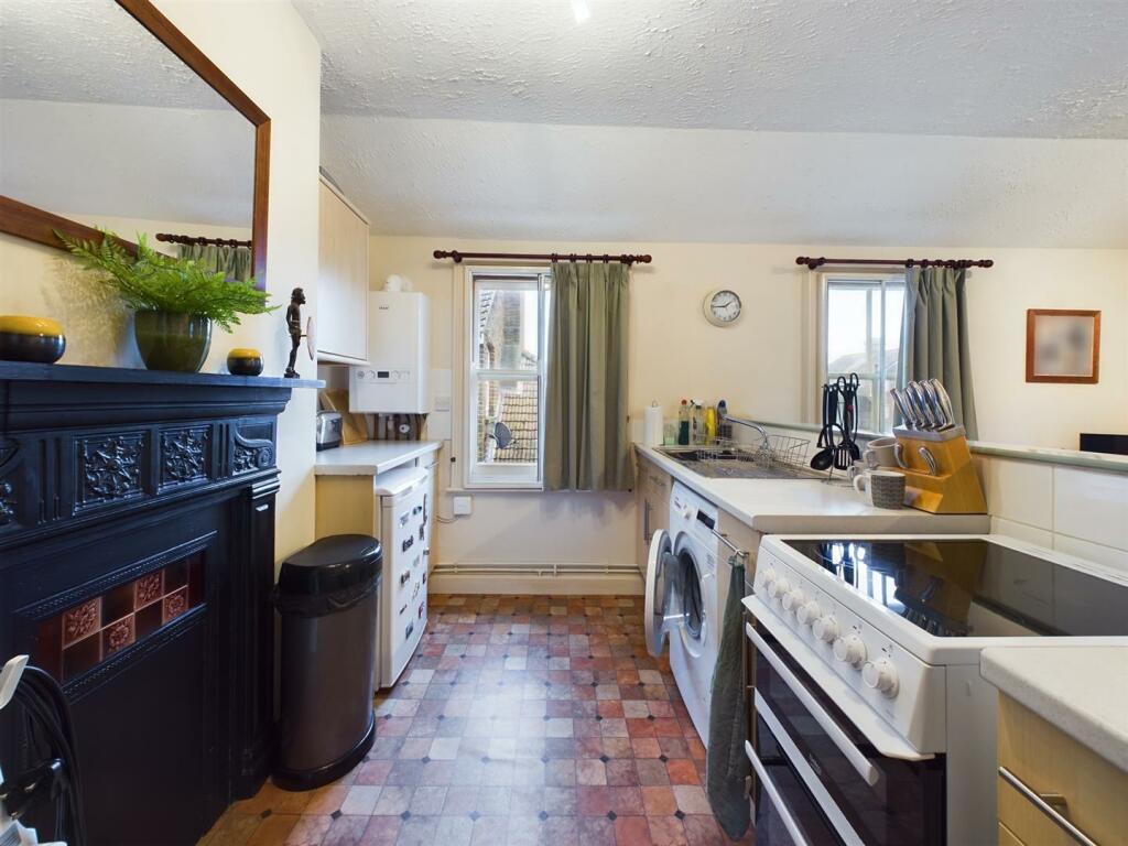 Flat 5 Open Plan Kitchen/ Living Room